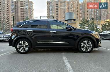 Внедорожник / Кроссовер Kia Niro 2020 в Киеве