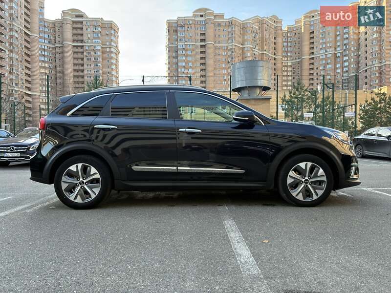 Внедорожник / Кроссовер Kia Niro 2020 в Киеве фото 10 Внедорожник / Кроссовер Kia Niro 2020 в Киеве