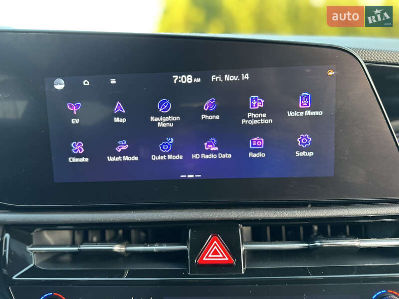 Внедорожник / Кроссовер Kia Niro 2024 в Дрогобыче