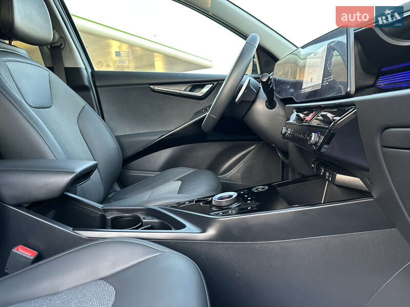 Внедорожник / Кроссовер Kia Niro 2024 в Дрогобыче