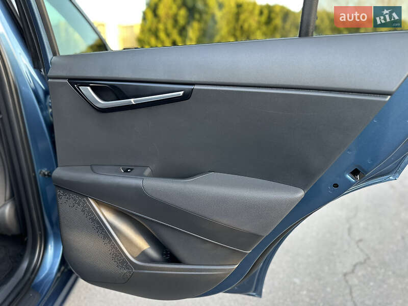 Внедорожник / Кроссовер Kia Niro 2024 в Дрогобыче