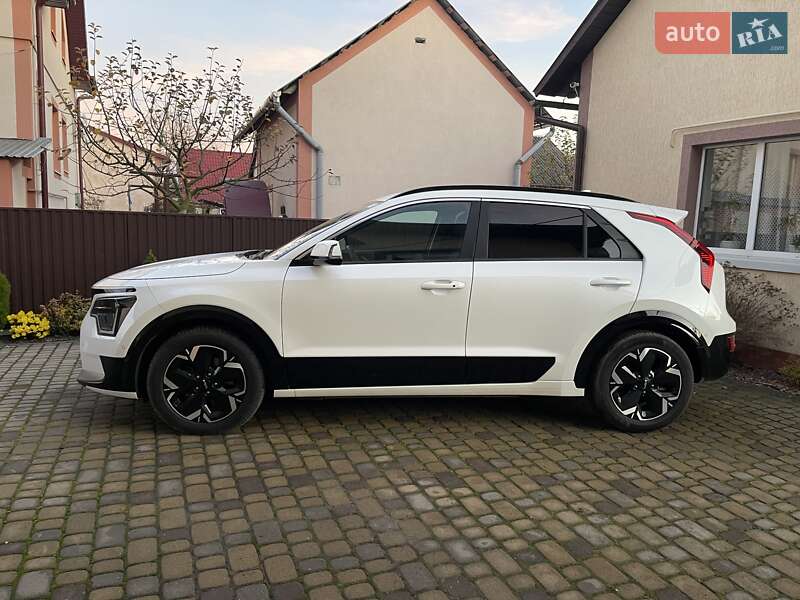 Позашляховик / Кросовер Kia Niro 2022 в Львові фото 5 Позашляховик / Кросовер Kia Niro 2022 в Львові