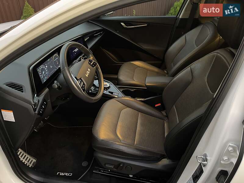 Позашляховик / Кросовер Kia Niro 2022 в Львові фото 32 Позашляховик / Кросовер Kia Niro 2022 в Львові