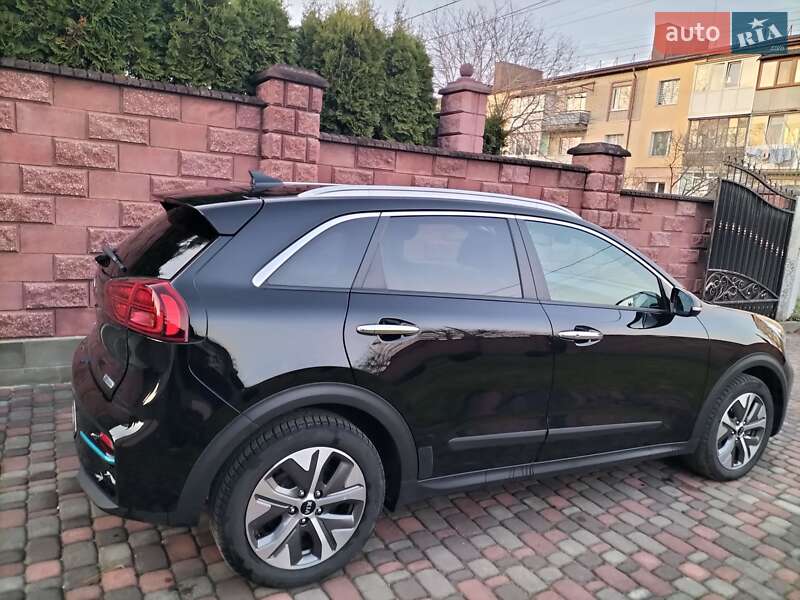 Позашляховик / Кросовер Kia Niro 2020 в Рівному фото 8 Позашляховик / Кросовер Kia Niro 2020 в Рівному