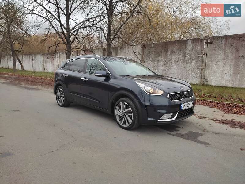 Позашляховик / Кросовер Kia Niro 2017 в Звягелі