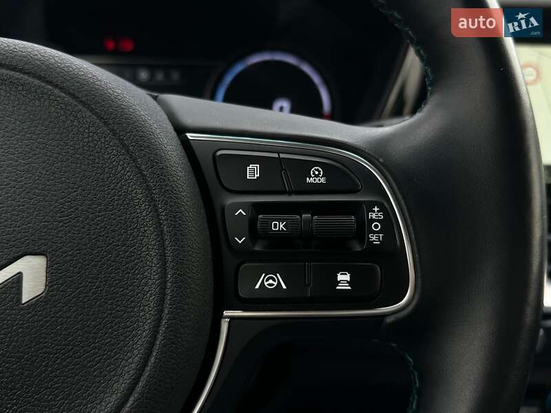 Позашляховик / Кросовер Kia Niro 2022 в Львові