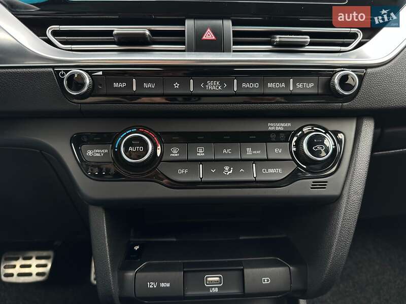 Позашляховик / Кросовер Kia Niro 2022 в Львові