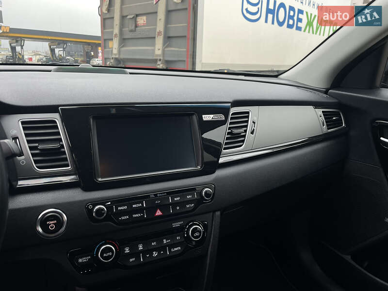 Позашляховик / Кросовер Kia Niro 2019 в Львові