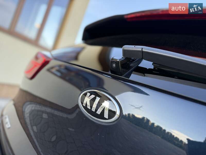 Внедорожник / Кроссовер Kia Niro 2020 в Дрогобыче