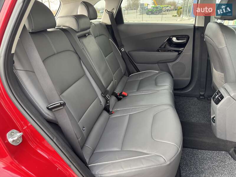 Внедорожник / Кроссовер Kia Niro 2019 в Тернополе