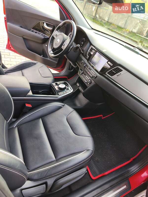 Позашляховик / Кросовер Kia Niro 2019 в Львові