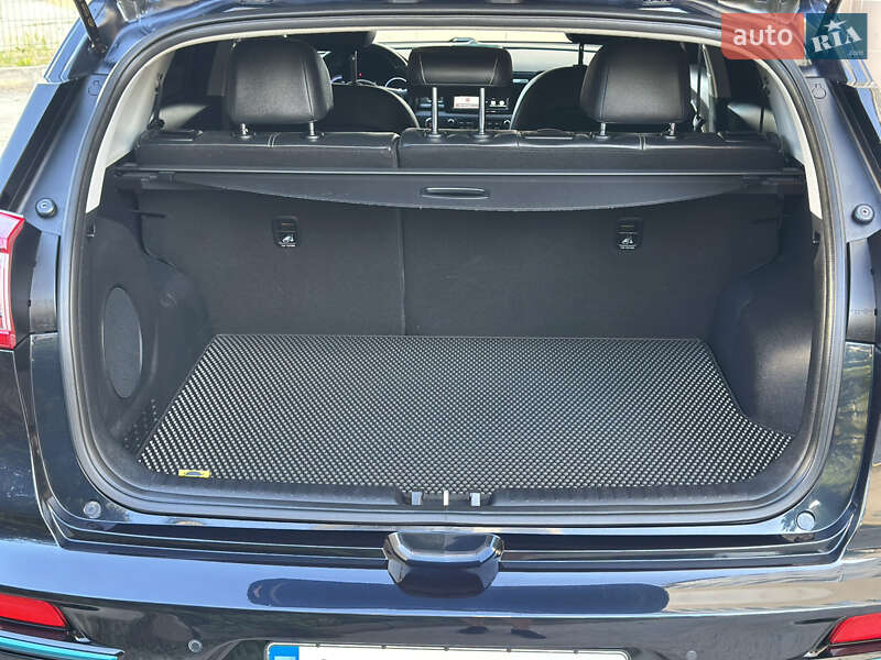 Внедорожник / Кроссовер Kia Niro 2019 в Ивано-Франковске