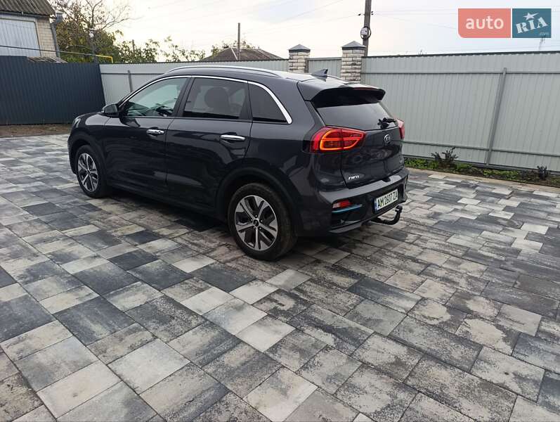 Внедорожник / Кроссовер Kia Niro 2020 в Богодухове фото 4 Внедорожник / Кроссовер Kia Niro 2020 в Богодухове