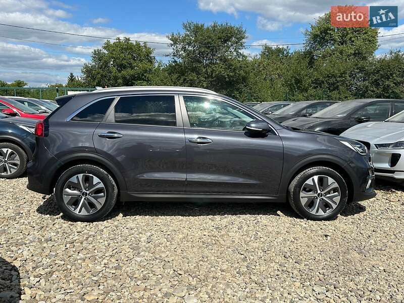 Внедорожник / Кроссовер Kia Niro 2020 в Львове фото 15 Внедорожник / Кроссовер Kia Niro 2020 в Львове