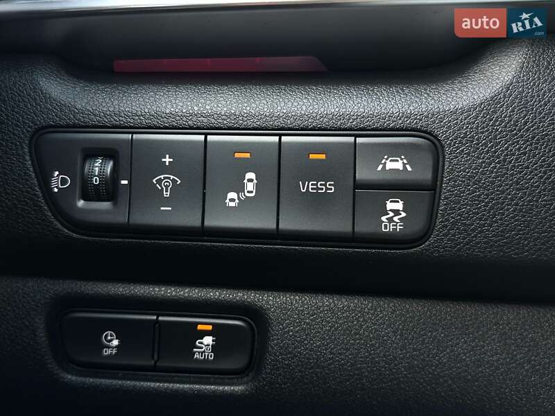 Внедорожник / Кроссовер Kia Niro 2020 в Львове фото 24 Внедорожник / Кроссовер Kia Niro 2020 в Львове