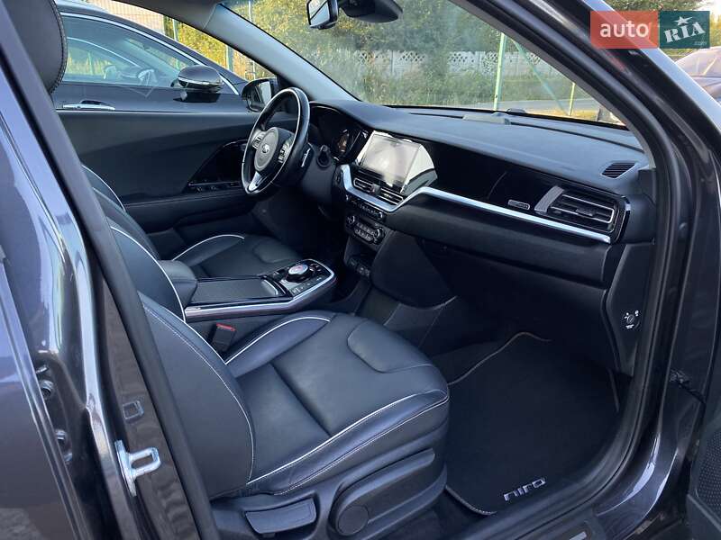 Внедорожник / Кроссовер Kia Niro 2020 в Львове