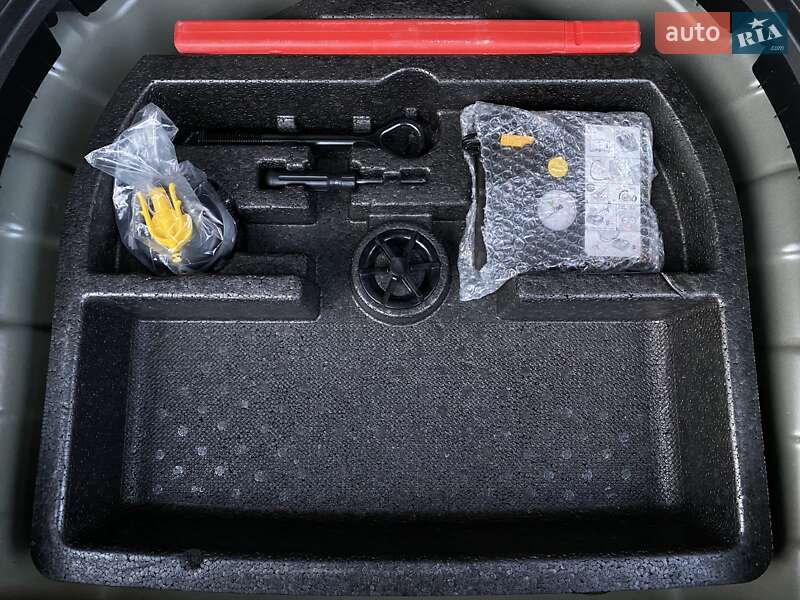 Внедорожник / Кроссовер Kia Niro 2020 в Львове