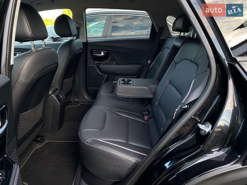 Внедорожник / Кроссовер Kia Niro 2020 в Львове