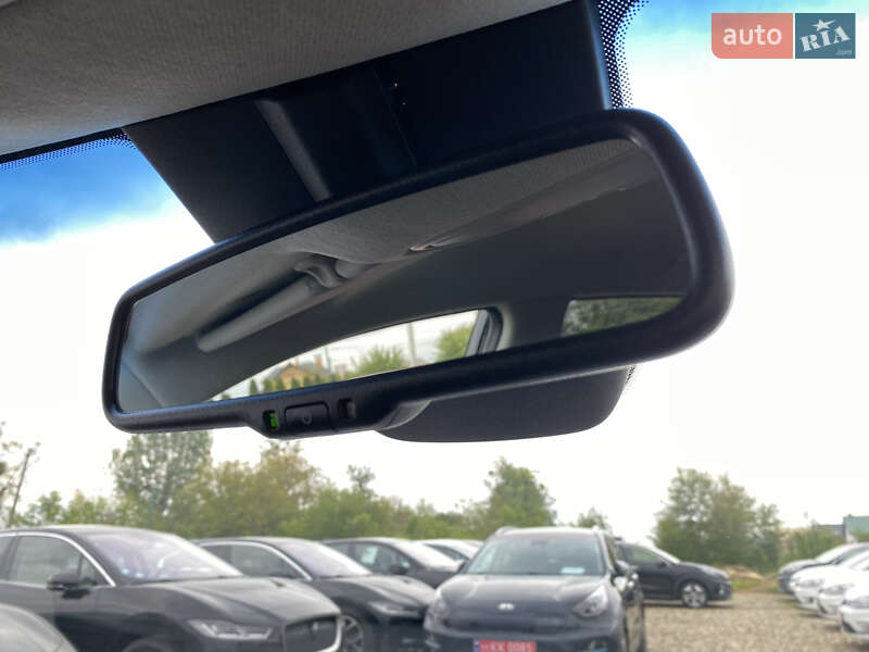 Внедорожник / Кроссовер Kia Niro 2020 в Львове