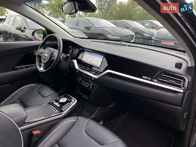 Внедорожник / Кроссовер Kia Niro 2020 в Львове