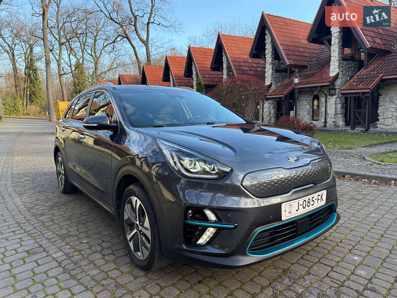 Внедорожник / Кроссовер Kia Niro 2020 в Львове