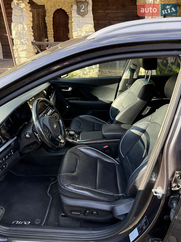 Внедорожник / Кроссовер Kia Niro 2020 в Львове