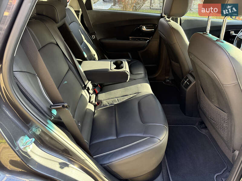 Внедорожник / Кроссовер Kia Niro 2020 в Львове