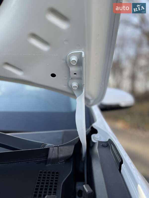 Внедорожник / Кроссовер Kia Niro 2021 в Хмельницком