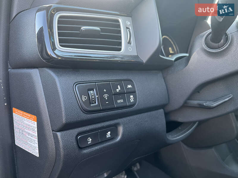 Внедорожник / Кроссовер Kia Niro 2019 в Ровно