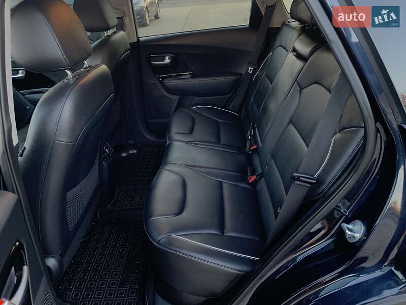 Внедорожник / Кроссовер Kia Niro 2020 в Бердичеве