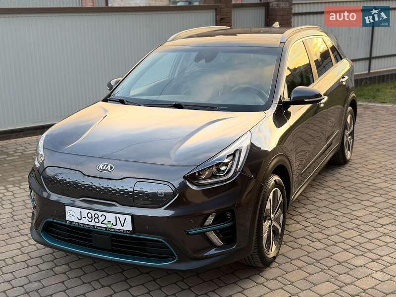 Внедорожник / Кроссовер Kia Niro 2020 в Черновцах