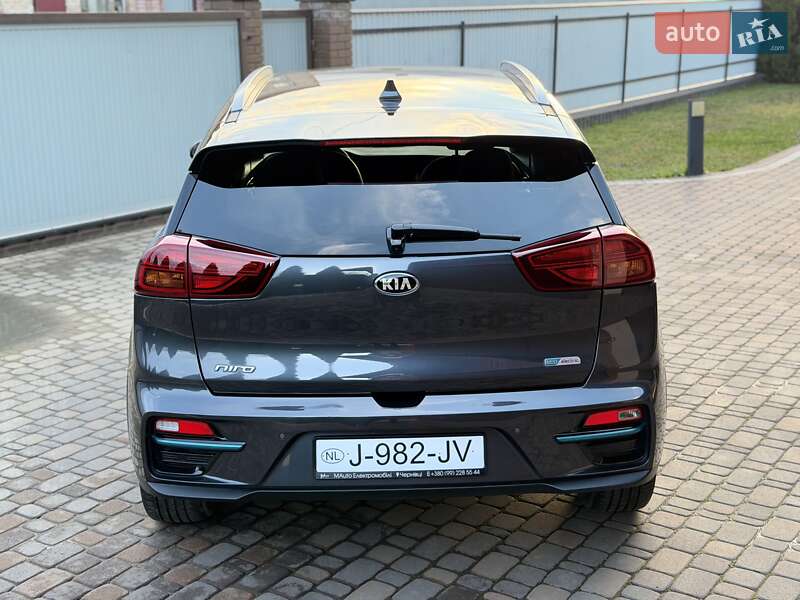 Внедорожник / Кроссовер Kia Niro 2020 в Черновцах