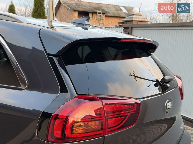 Внедорожник / Кроссовер Kia Niro 2020 в Черновцах