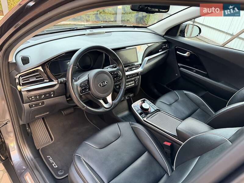 Внедорожник / Кроссовер Kia Niro 2020 в Черновцах