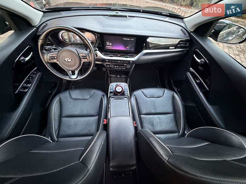 Внедорожник / Кроссовер Kia Niro 2020 в Черновцах