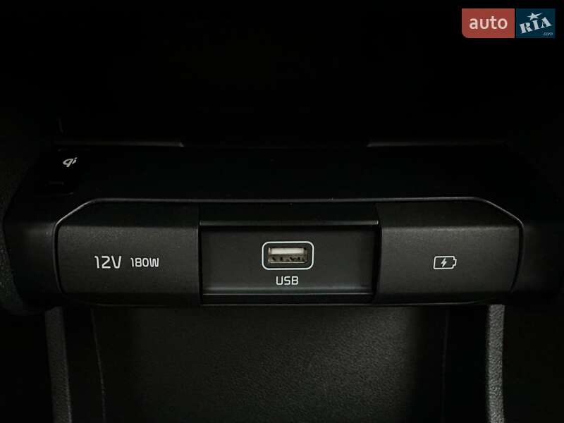 Внедорожник / Кроссовер Kia Niro 2022 в Львове