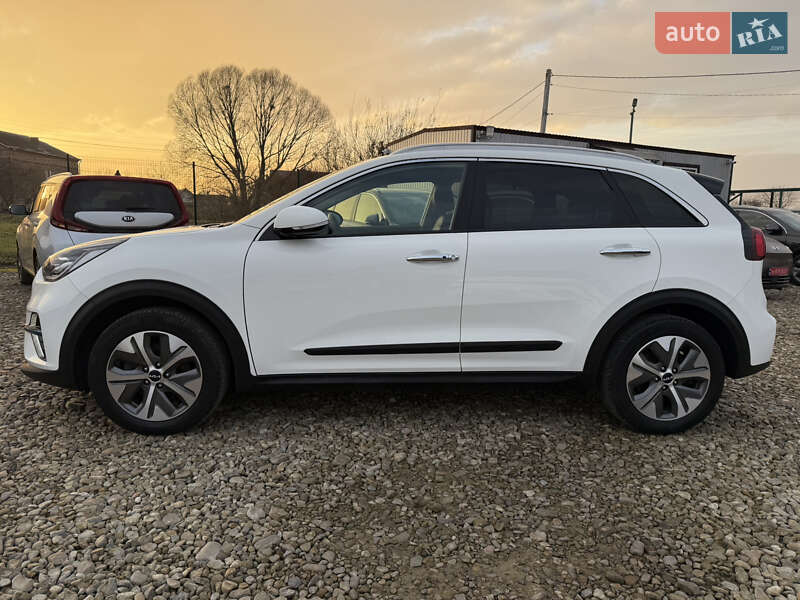Внедорожник / Кроссовер Kia Niro 2022 в Львове