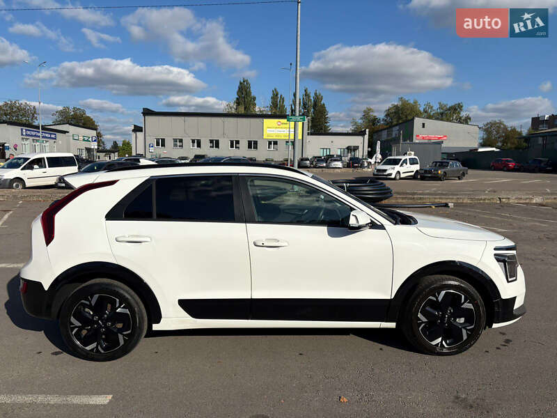Внедорожник / Кроссовер Kia Niro 2023 в Ровно