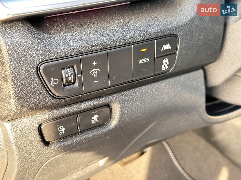 Внедорожник / Кроссовер Kia Niro 2020 в Тернополе