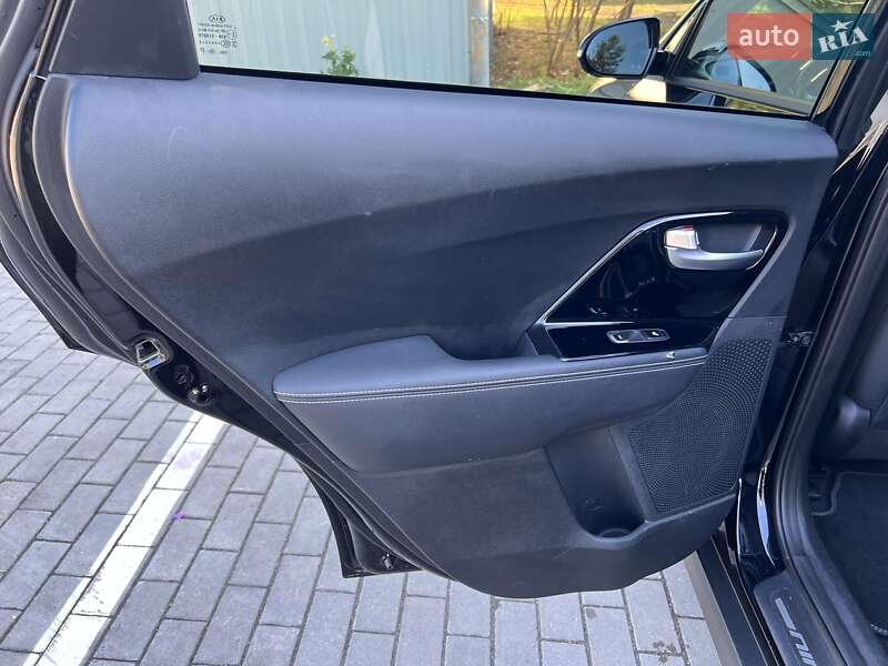 Внедорожник / Кроссовер Kia Niro 2020 в Луцке