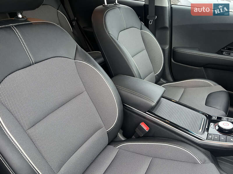 Внедорожник / Кроссовер Kia Niro 2022 в Луцке