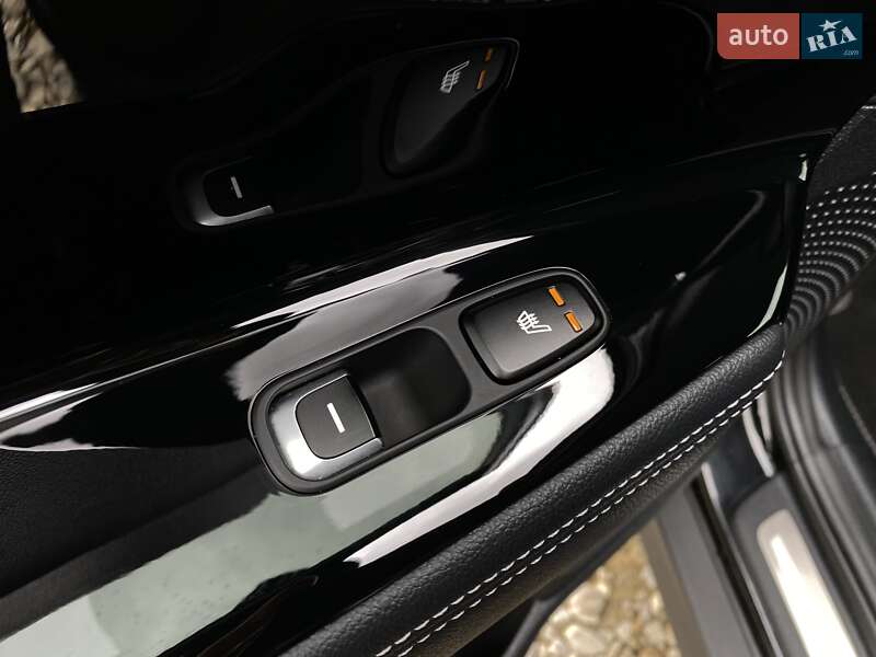 Позашляховик / Кросовер Kia Niro 2020 в Львові