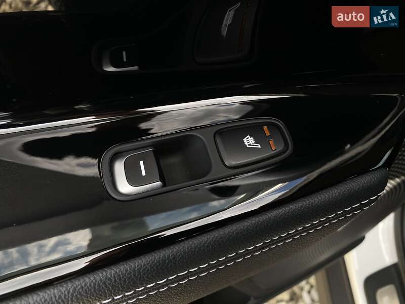 Внедорожник / Кроссовер Kia Niro 2020 в Львове