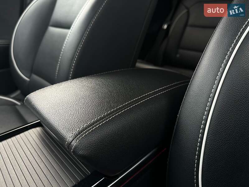 Внедорожник / Кроссовер Kia Niro 2022 в Львове