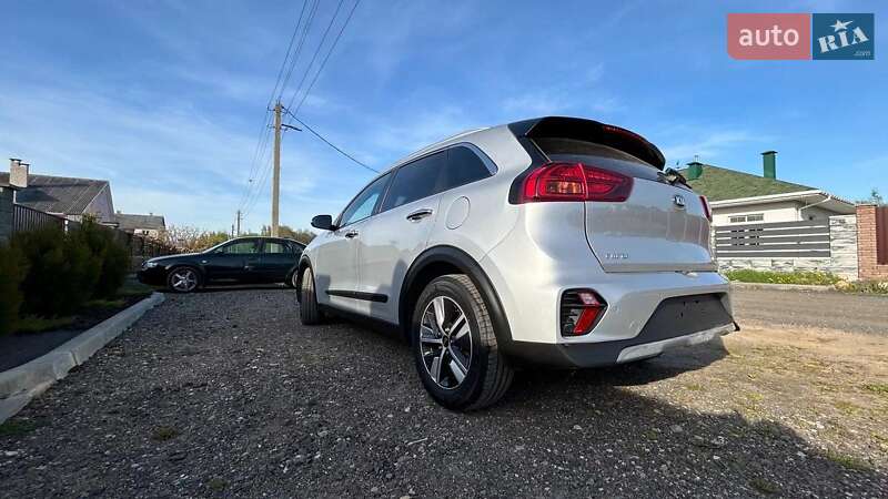 Внедорожник / Кроссовер Kia Niro 2020 в Киеве