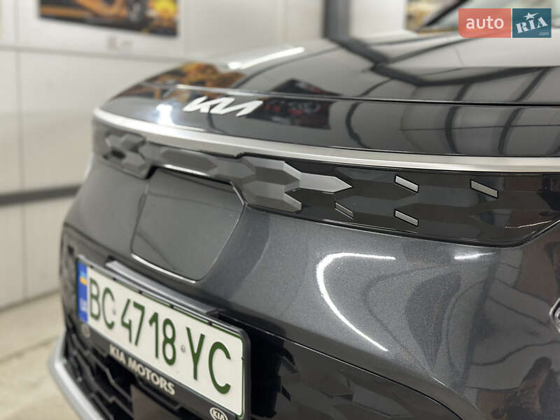 Внедорожник / Кроссовер Kia Niro 2022 в Дрогобыче