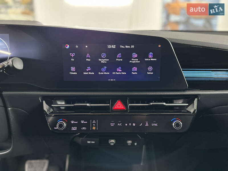 Внедорожник / Кроссовер Kia Niro 2022 в Дрогобыче