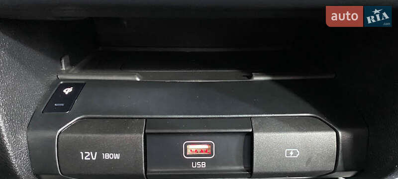 Внедорожник / Кроссовер Kia Niro 2020 в Львове