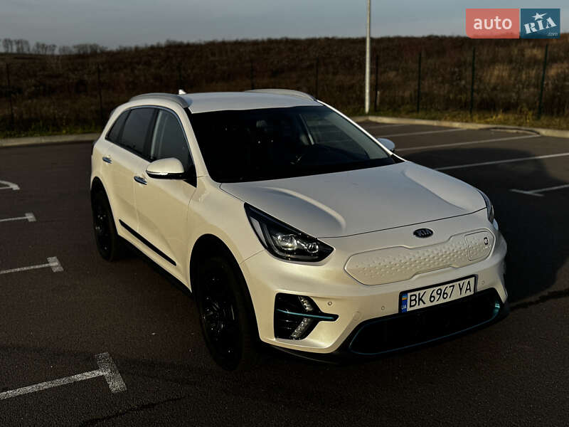 Внедорожник / Кроссовер Kia Niro 2019 в Ровно