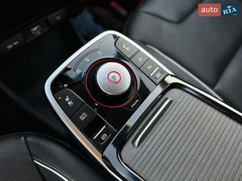 Внедорожник / Кроссовер Kia Niro 2019 в Ровно